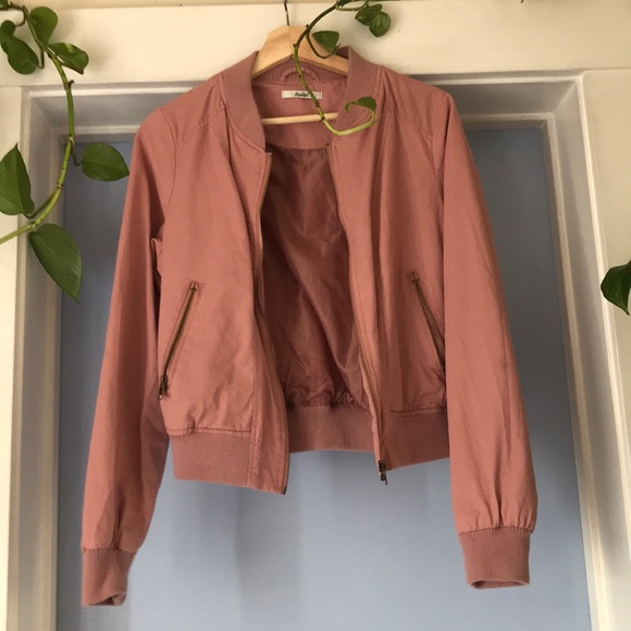 Pink jacket - Picture 1 of 1